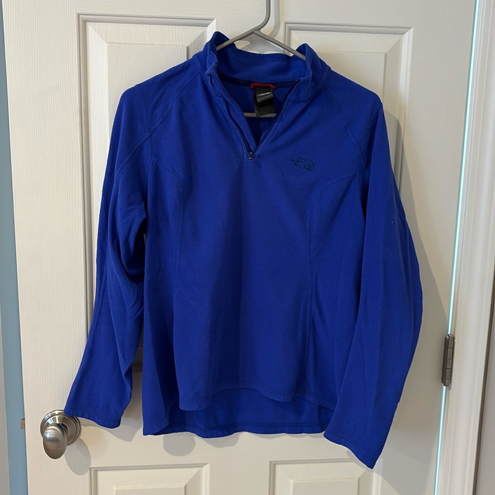 Blue north face quarter zip pullover women’s medium